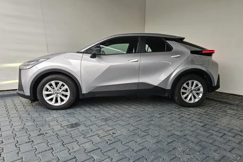 Toyota C-HR din 2025 cu 16.893 km - oferta TOY202109 - foto 2