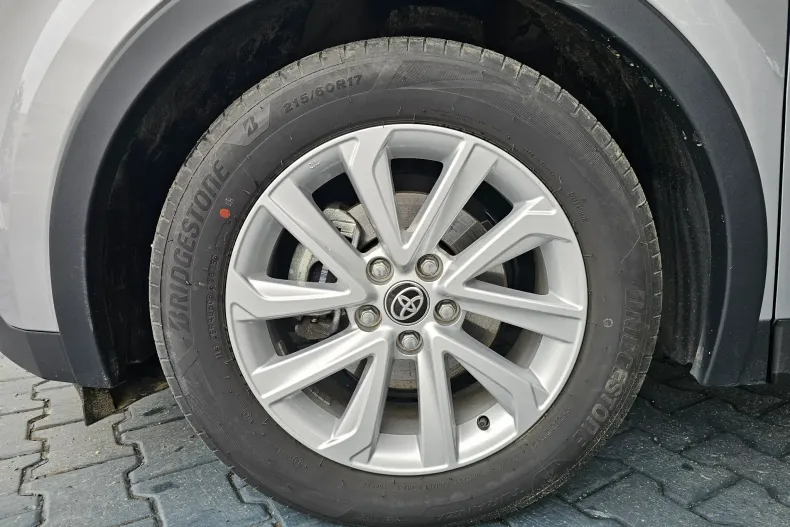 Toyota C-HR din 2025 cu 16.893 km - oferta TOY202109 - foto 4