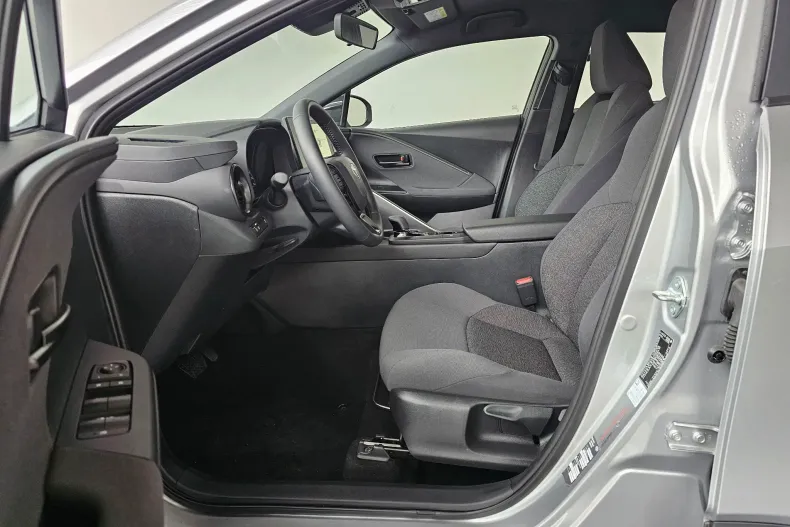 Toyota C-HR din 2025 cu 16.893 km - oferta TOY202109 - foto 6