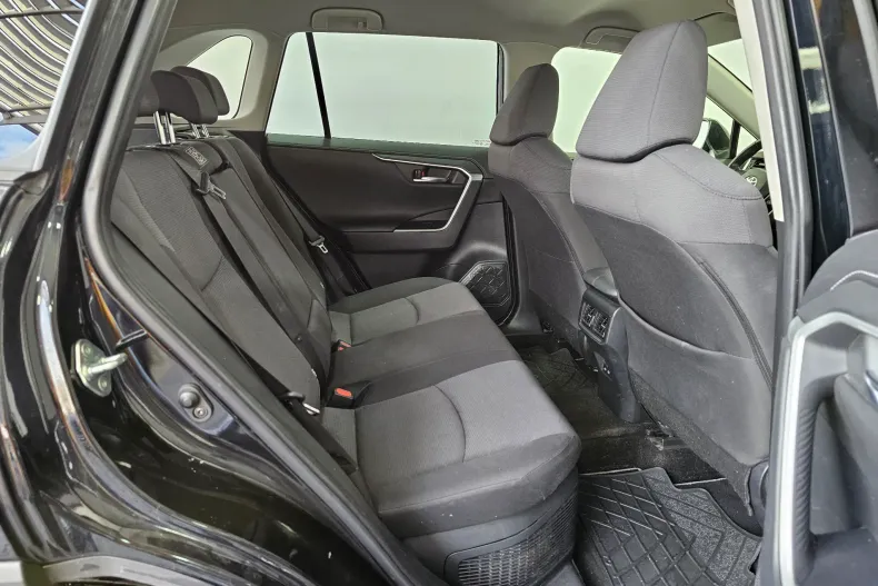 Toyota RAV4 din 2023 cu 66.951 km - oferta TOY202110 - foto 21