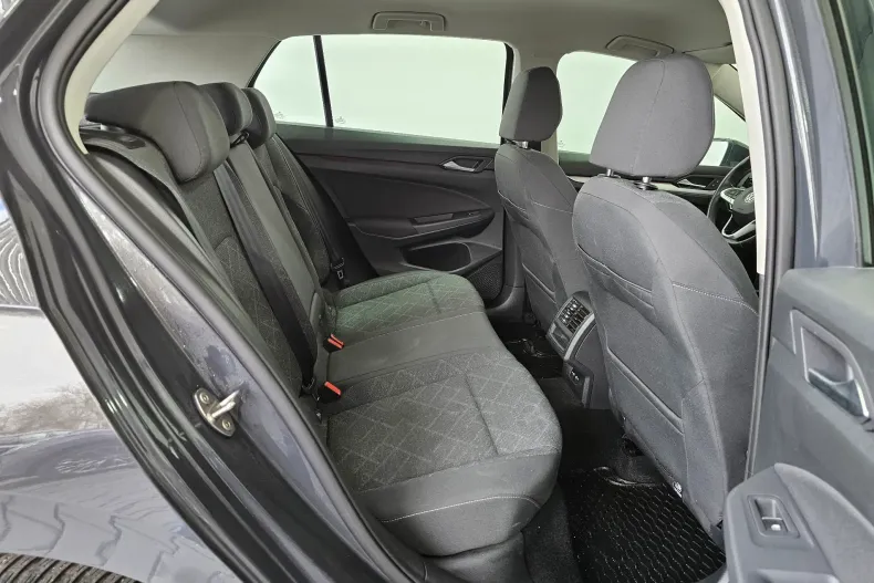 Volkswagen Golf din 2022 cu 64.630 km - oferta VOL202112 - foto 23