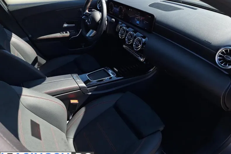 Mercedes-Benz A 250 (Clasa A) din 2025 cu 19.305 km - oferta MER202116 - foto 13