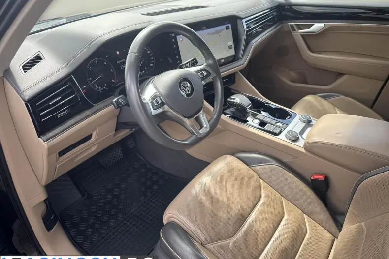 Volkswagen Touareg din 2020 cu 154.000 km - oferta VOL202118 - foto 9