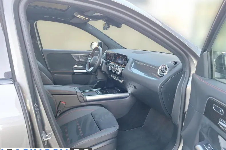 Mercedes-Benz GLA din 2023 cu 26.251 km - oferta MER202125 - foto 13