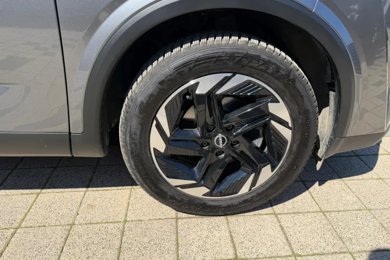 Nissan Qashqai din 2024 cu 14.217 km - oferta NIS202128 - foto 22