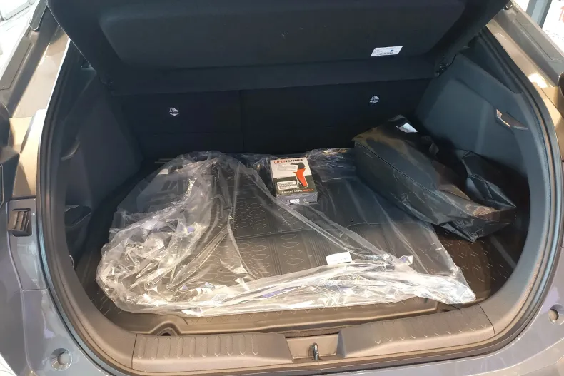 Toyota C-HR din 2025 cu 10 km - oferta TOY202130 - foto 8