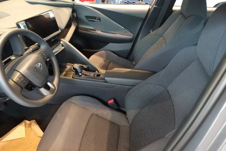 Toyota C-HR din 2025 cu 10 km - oferta TOY202130 - foto 10