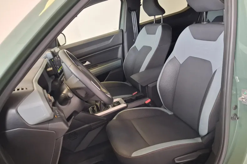 Dacia Duster din 2025 cu 29.896 km - oferta DAC202134 - foto 36