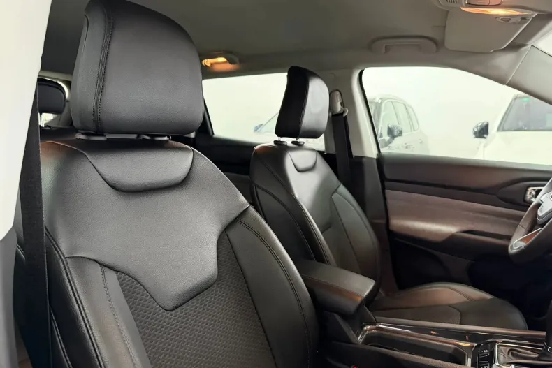 Jeep Compass din 2021 cu 119.705 km - oferta JEE202143 - foto 18