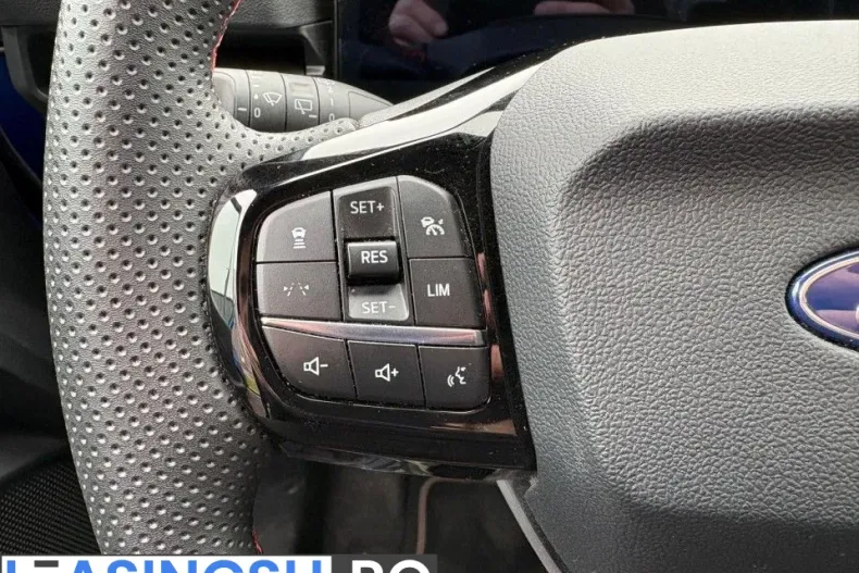 Ford Puma din 2024 cu 2.207 km - oferta FOR202159 - foto 12