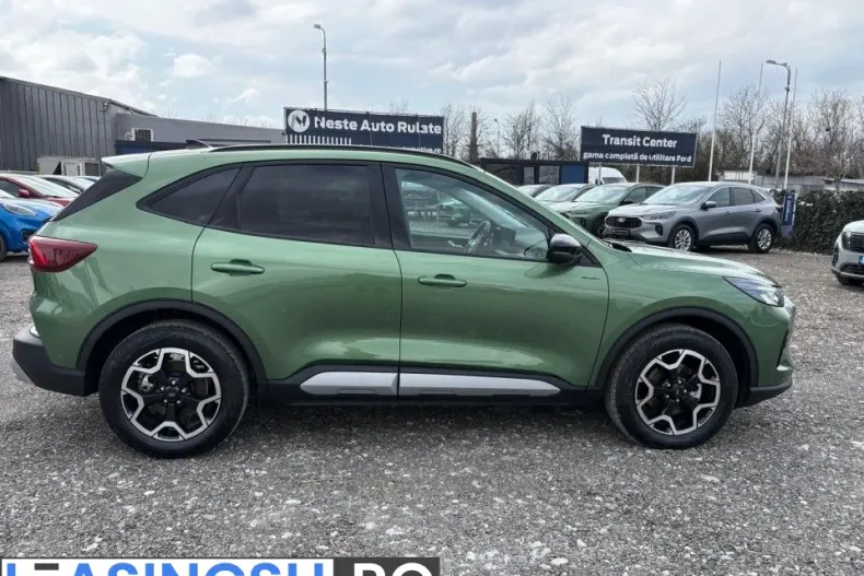 Ford Kuga din 2024 cu 9.650 km - oferta FOR202161 - foto 4