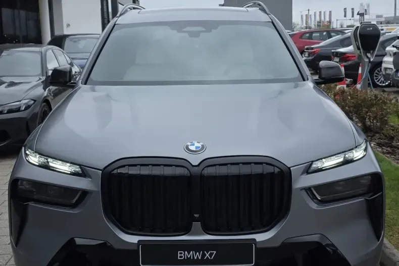 BMW X7 (Seria X) din 2026 cu 10 km - oferta BMW202166 - foto 4