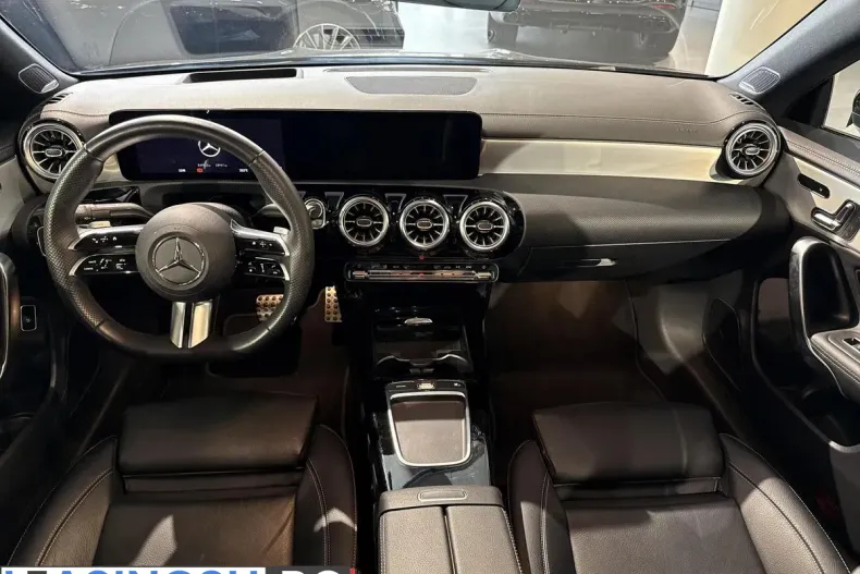 Mercedes-Benz CLA (Clasa CLA) din 2024 cu 18.944 km - oferta MER202178 - foto 22