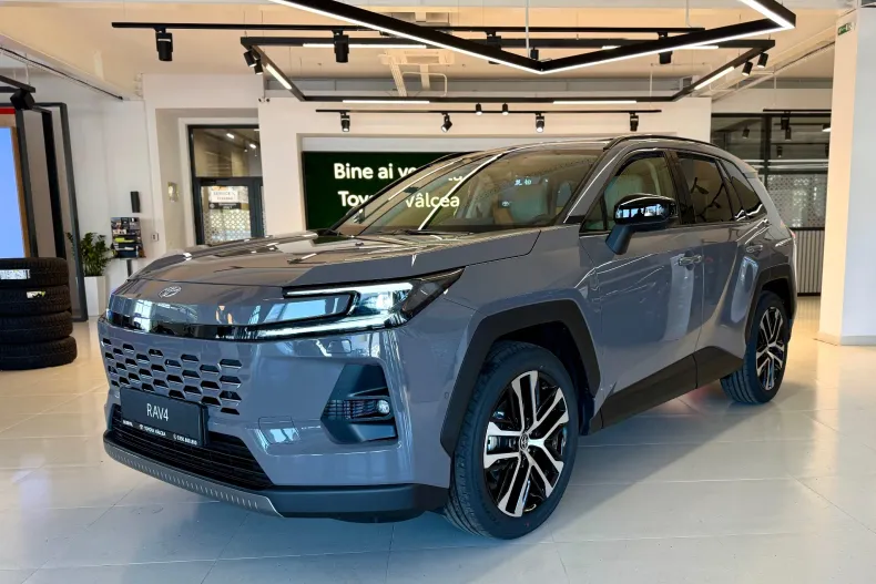 Toyota RAV4 din 2026 cu 10 km - oferta TOY202179 - foto 2