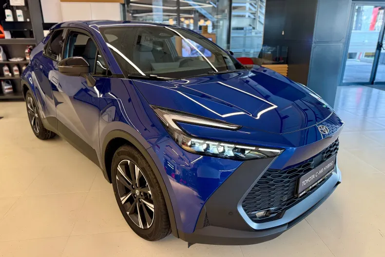 Toyota C-HR din 2026 cu 10 km - oferta TOY202180 - foto 1