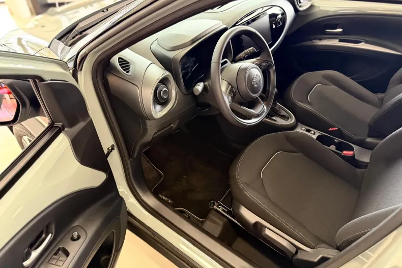 Toyota Aygo (X) din 2026 cu 10 km - oferta TOY202181 - foto 8