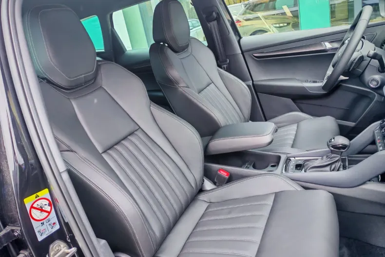 Skoda Karoq din 2025 cu 3 km - oferta SKO202192 - foto 10