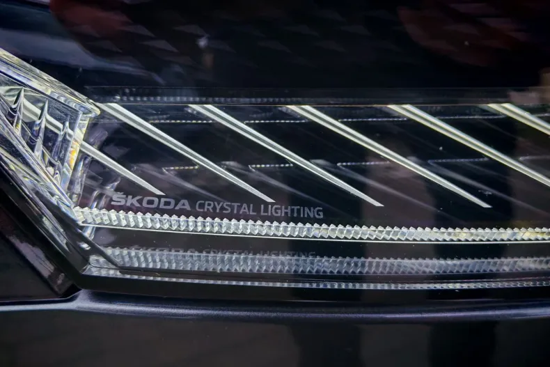 Skoda Karoq din 2025 cu 5.000 km - oferta SKO202193 - foto 8