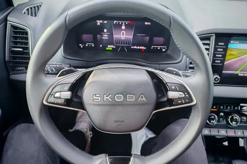 Skoda Karoq din 2025 cu 5.000 km - oferta SKO202193 - foto 13