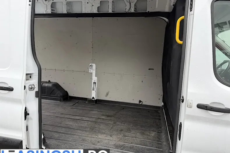 Ford Transit din 2021 cu 20.000 km - oferta FOR202198 - foto 8