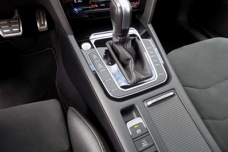 Volkswagen Arteon din 2023 cu 49.090 km - oferta VOL202209 - foto 26