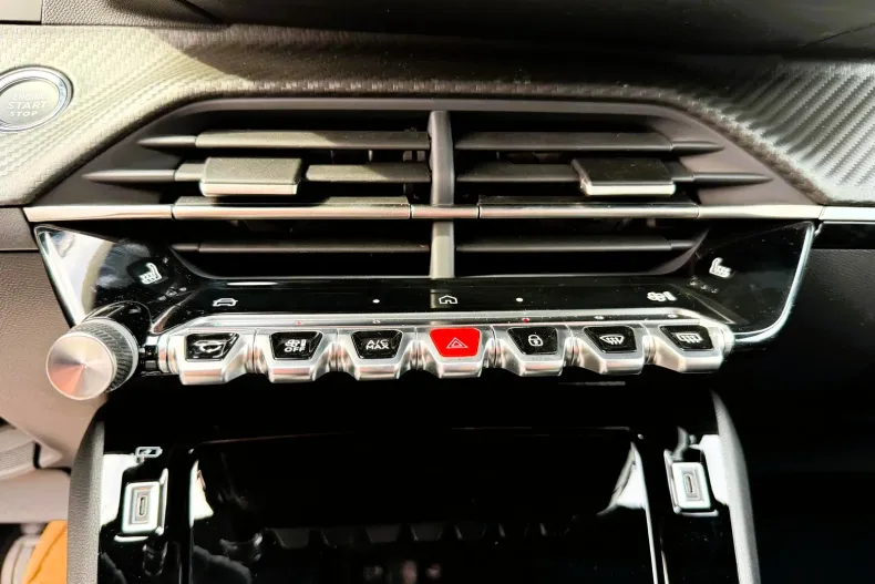 Peugeot 2008 din 2026 cu 10 km - oferta PEU202215 - foto 9