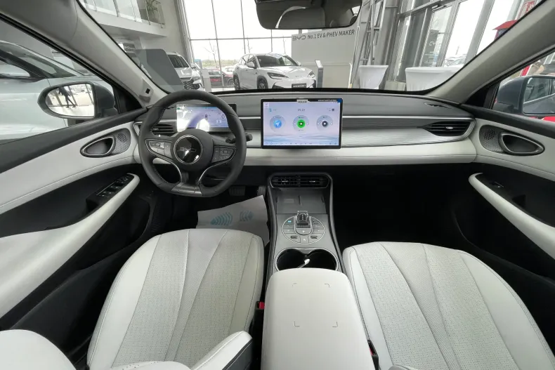 BYD Seal 5 din 2025 cu 1 km - oferta BYD202230 - foto 5