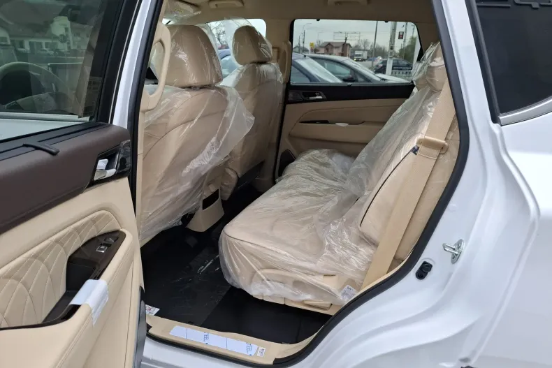 KGM Rexton din 2025 cu 12 km - oferta KGM202243 - foto 28