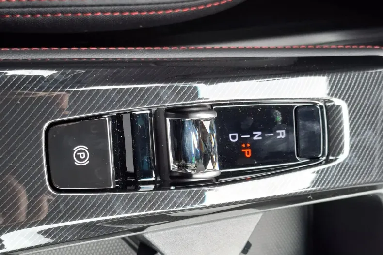 KGM Actyon din 2025 cu 8 km - oferta KGM202244 - foto 17