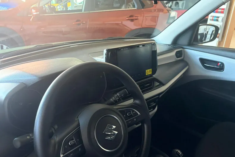 Suzuki Swift din 2026 cu 0 km - oferta SUZ202247 - foto 6