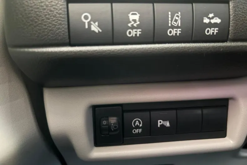 Suzuki Swift din 2026 cu 0 km - oferta SUZ202247 - foto 9