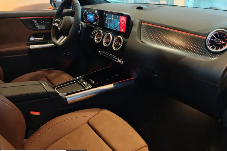 Mercedes-Benz GLA din 2026 cu 1 km - oferta MER202251 - foto 8