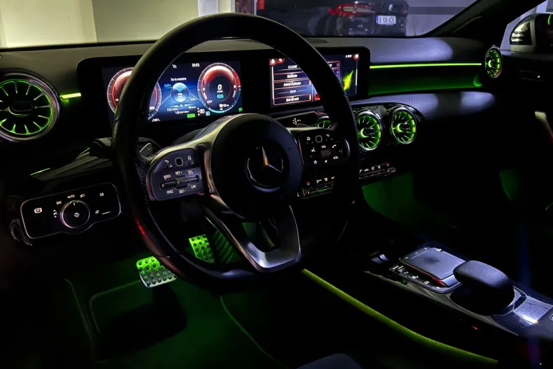 Mercedes-Benz A 250 (Clasa A) din 2021 cu 63.000 km - oferta MER202259 - foto 37