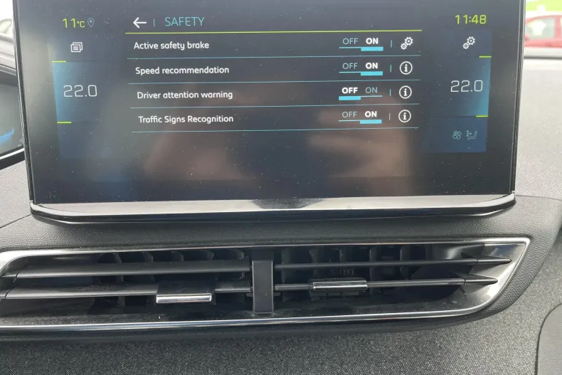 Peugeot 3008 din 2023 cu 94.145 km - oferta PEU202262 - foto 20