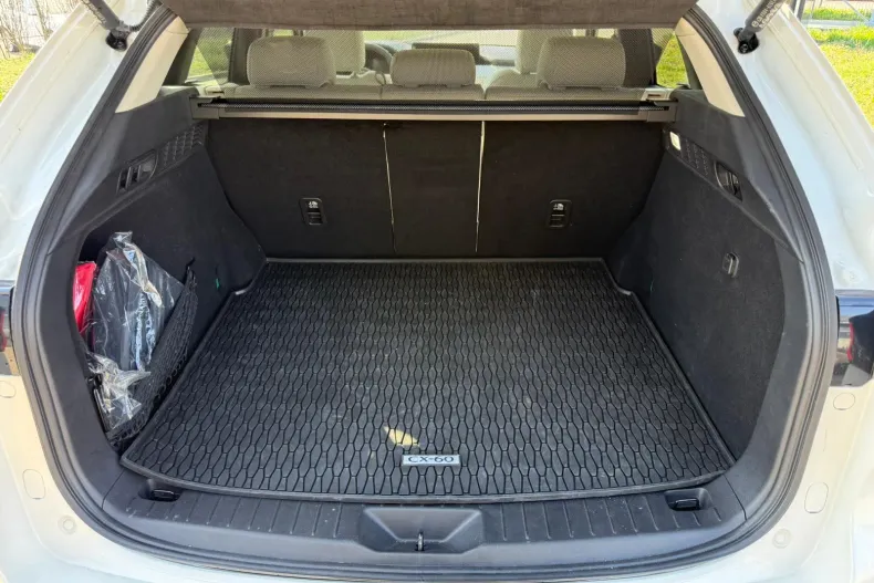 Mazda CX-60 din 2024 cu 10.950 km - oferta MAZ202263 - foto 10