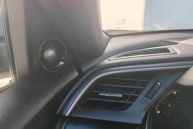 Honda Civic din 2020 cu 99.629 km - oferta HON202264 - foto 17