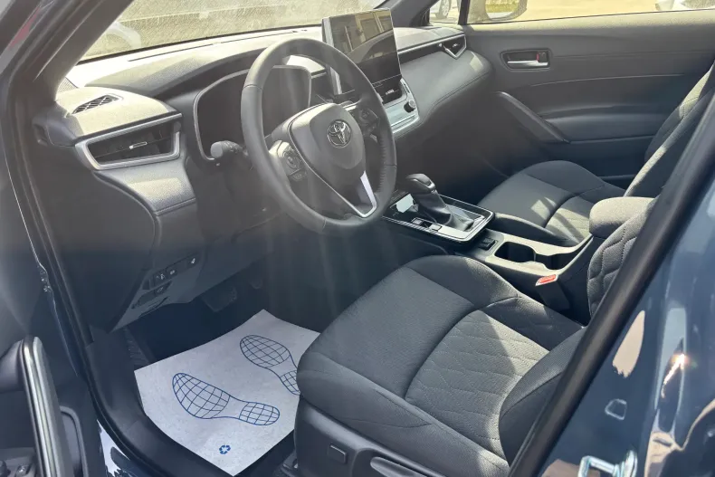 Toyota Corolla Cross din 2025 cu 6 km - oferta TOY202266 - foto 9