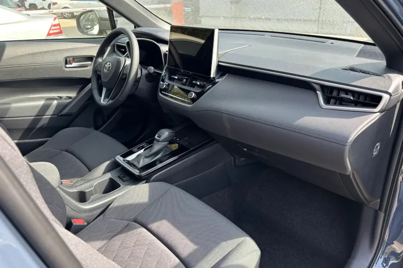 Toyota Corolla Cross din 2025 cu 6 km - oferta TOY202266 - foto 11