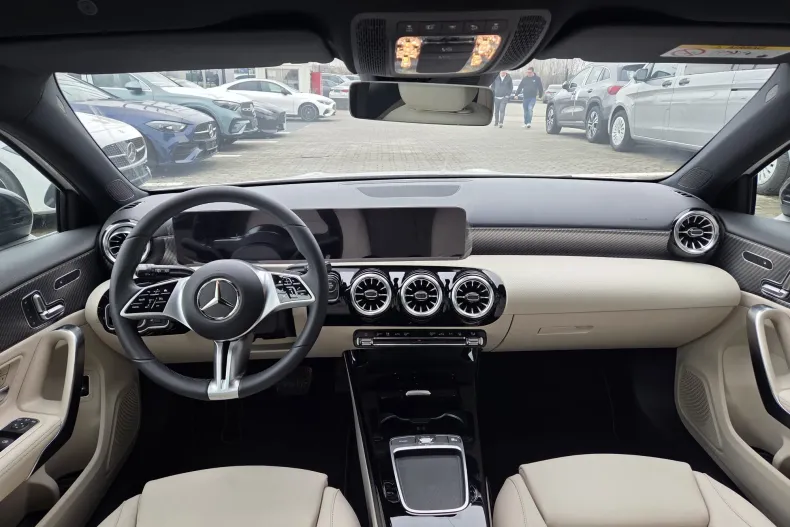 Mercedes-Benz A 250 (Clasa A) din 2024 cu 5 km - oferta MER202267 - foto 24