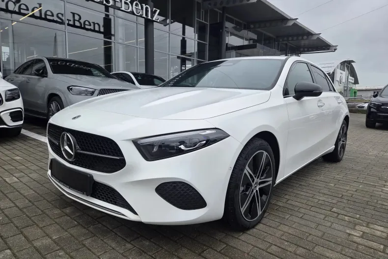 Mercedes-Benz A 250 (Clasa A) din 2024 cu 5 km - oferta MER202267 - foto 30