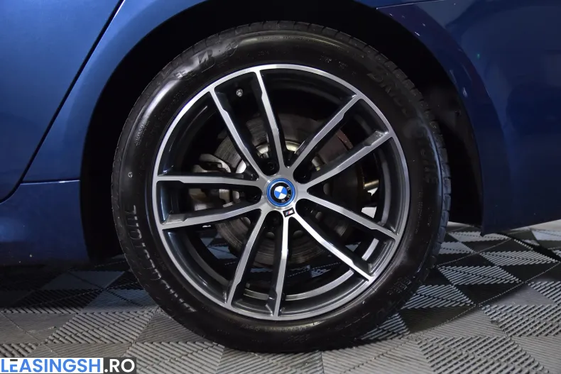 BMW 530e (Seria 5) din 2022 cu 47.095 km - oferta BMW202279 - foto 13