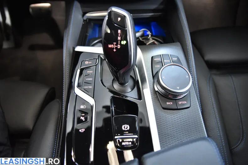 BMW 530e (Seria 5) din 2022 cu 47.095 km - oferta BMW202279 - foto 18