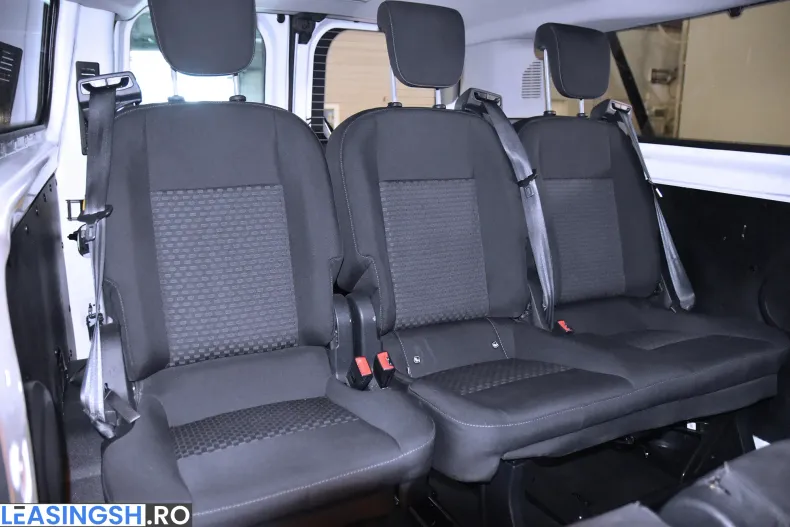 Ford Transit Custom din 2022 cu 111.381 km - oferta FOR202282 - foto 13