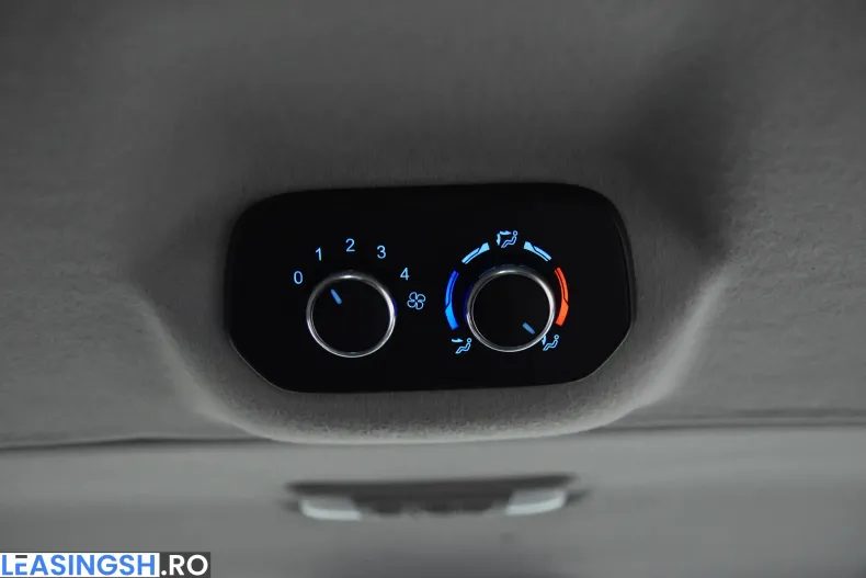 Ford Transit Custom din 2022 cu 111.381 km - oferta FOR202282 - foto 22