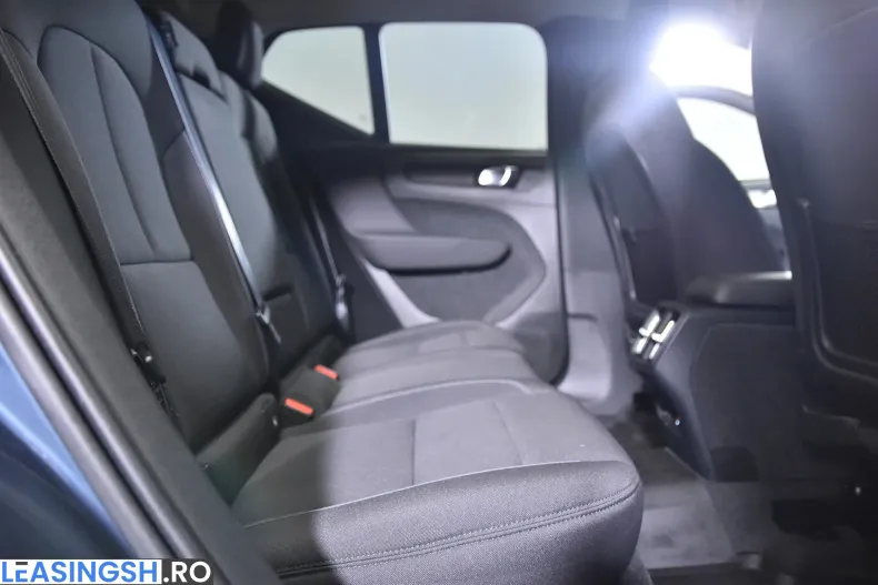 Volvo XC40 din 2021 cu 65.421 km - oferta VOL202284 - foto 12