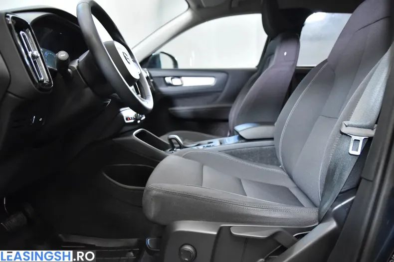 Volvo XC40 din 2021 cu 65.421 km - oferta VOL202284 - foto 22