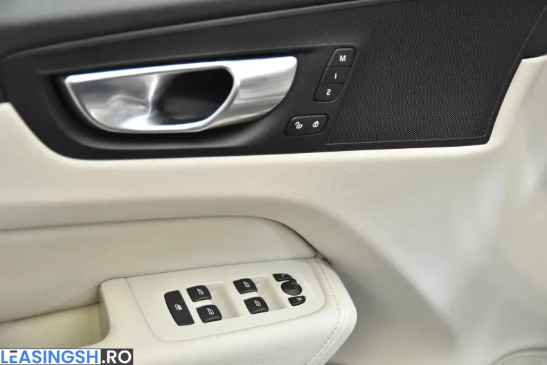 Volvo XC60 din 2022 cu 105.667 km - oferta VOL202289 - foto 14