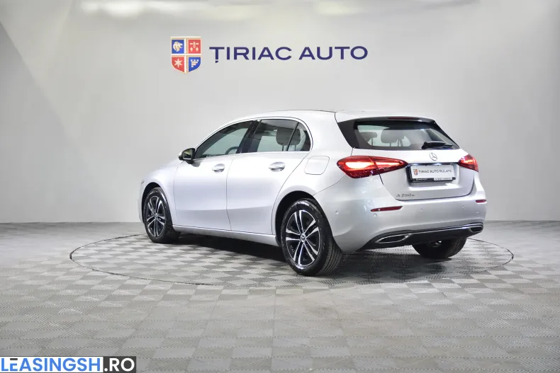 Mercedes-Benz A 250 (Clasa A) din 2023 cu 23.514 km - oferta MER202294 - foto 3