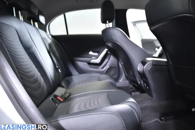 Mercedes-Benz A 250 (Clasa A) din 2023 cu 23.514 km - oferta MER202294 - foto 12
