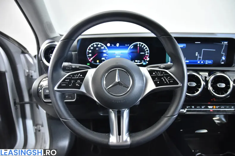 Mercedes-Benz A 250 (Clasa A) din 2023 cu 23.514 km - oferta MER202294 - foto 17